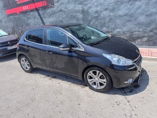 Peugeot 208 2013