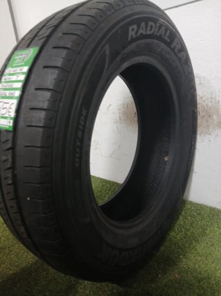 215 65 16C 106/104T HANKOOK RADIAL RA2QE
