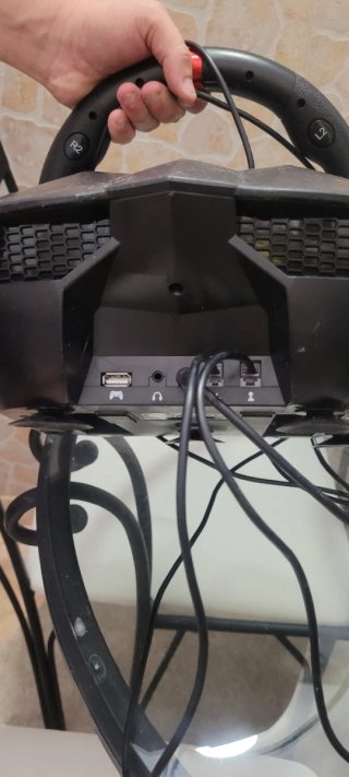 Volante y pedales simulación gaming