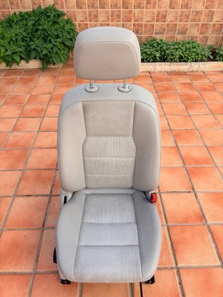 Asientos y cantoneras mercedes C W204