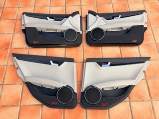 Asientos y cantoneras mercedes C W204