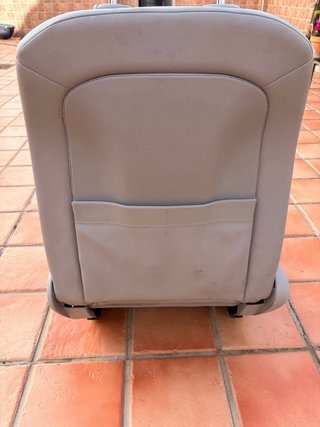 Asientos y cantoneras mercedes C W204