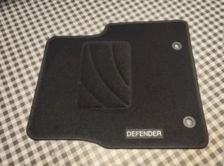 + Land Rover Defender 110 Alfombrillas a medida