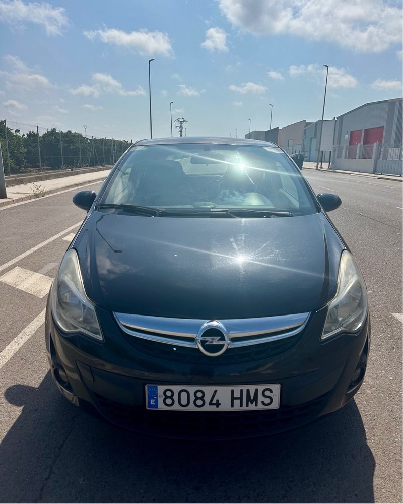 Opel Corsa 2012, foto 2