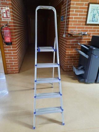 Escalera 5 peldaños