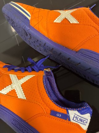 Zapatillas Munich Naranja y Azul