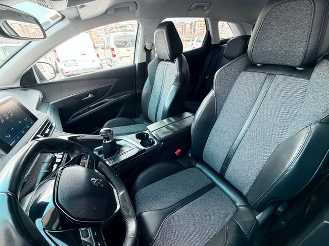 Peugeot 3008 2016