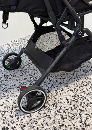 Silla de paseo Espiro Pop Negra