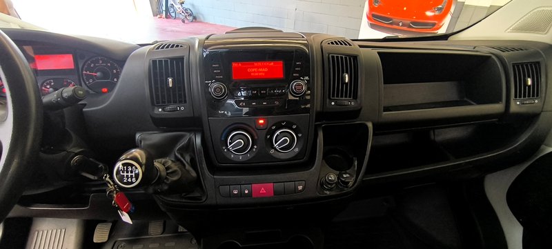 Peugeot Boxer 2020, foto 13