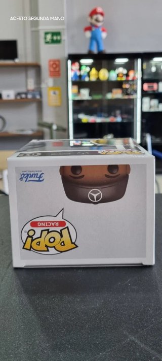 FUNKO POP LEWIS HAMILTON 01