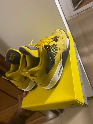Jordan 4 Retro Giallo/Grigio Taglia 42
