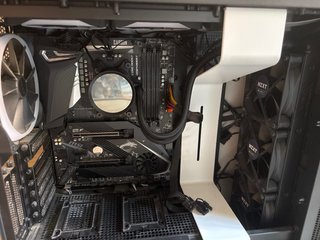 NZXT H710i Torre PC Mid Tower premium
