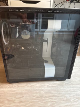 NZXT H710i Torre PC Mid Tower premium