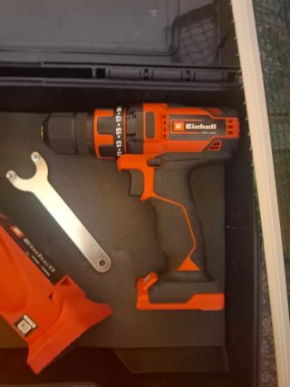 Taladro y radial a batería
