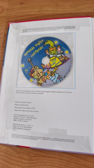 LIBRO. Aprende inglés cantando + CD. Como nuevo.