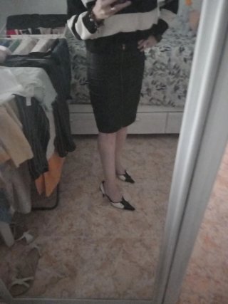 Conjunto falda , jersey rayas y zapatos