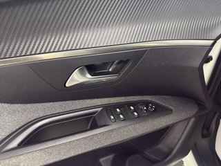 Peugeot 3008 Active Pack 1.5 HDI 130 c.v