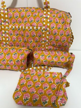 Borsa da viaggio e 3 pochette stampate
