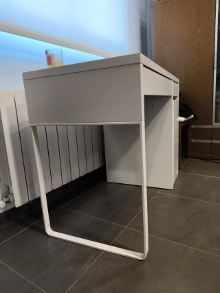Escritorio blanco moderno