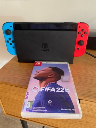Nintendo Switch OLED Blu/Rosso + FIFA22