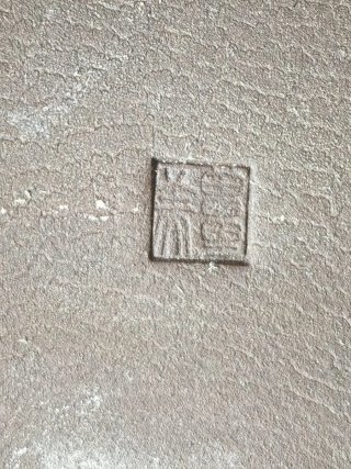Espectacular maceta japonesa con diseño de dragón.