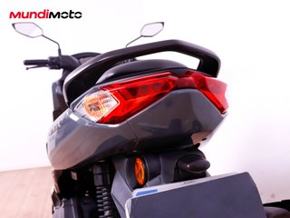 YAMAHA NMAX