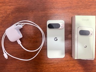 Google Pixel 10 Pro XL + Pixel Watch 4 LTE Verde