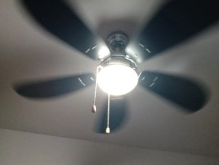 Lámpara Ventilador de techo negro y plateado