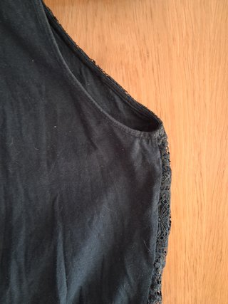Top encaje floral Stradivarius negro