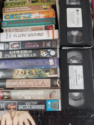 Lote 39+ Películas VHS Acción, Crimen, Históricas