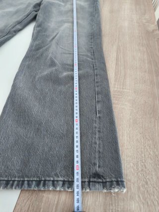 Pantalón vaquero Zara gris ancho