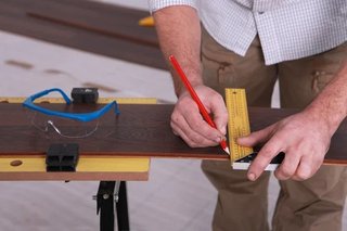 CARPINTERO MONTADOR DE PARQUET INSTALADOR