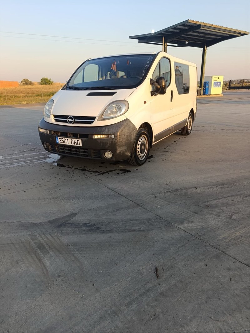 Opel Vivaro Mixta 6 plazas - foto 1