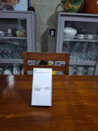 Caja iPhone 16 Pro Max negro