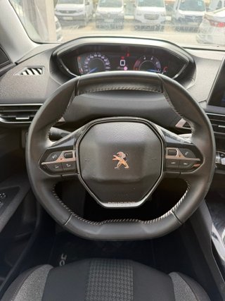 Peugeot 3008 2022
