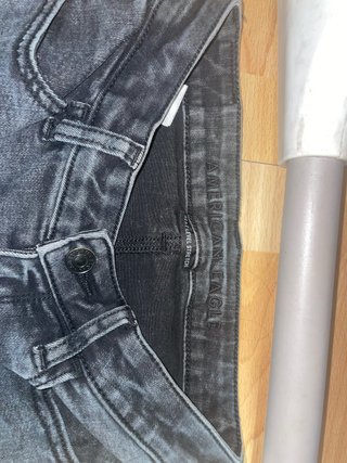 Pantalón American Eagle Gris Talla 32