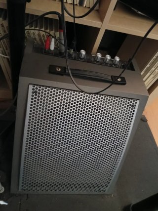Batería Electrónica Yamaha DTX402K + Amp Millenium