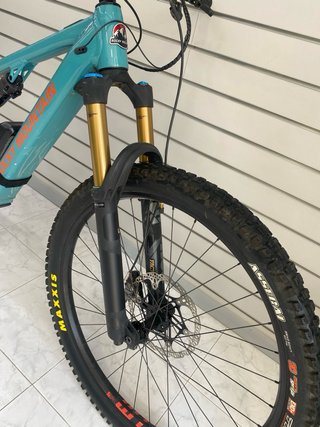Bicicleta Eléctrica Rocky Mountain Altitude