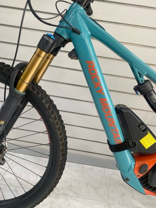 Bicicleta Eléctrica Rocky Mountain Altitude