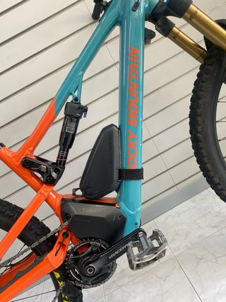 Bicicleta Eléctrica Rocky Mountain Altitude