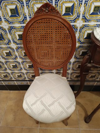 Consola de madera maciza con tapa de mármol
