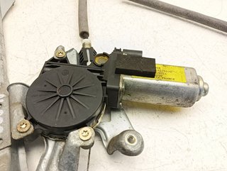 ELEVALUNAS DELANTERO DERECHO FORD FOCUS BERLINA (
