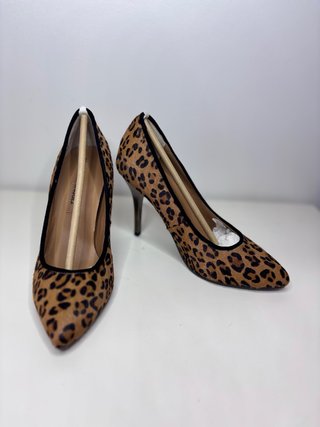 Zapatos de tacón estampado animal