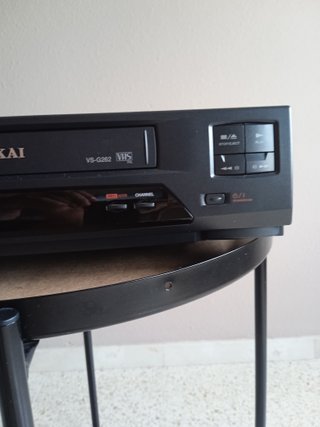 Reproductor VHS AKAI + 2 Cintas