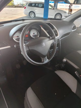 Peugeot 207 2009