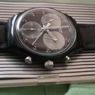 Reloj Swatch Chronograph 22 Jewels Negro