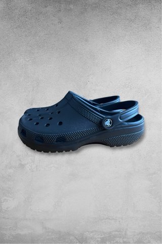 Crocs negros