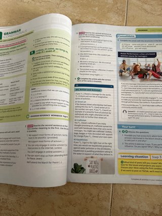 Idiomatic 1 Student's Book with Ebook