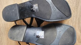 Chanclas Guess GW Rainey Negras