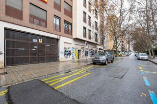 Garaje en venta en Camino de Ronda - Rosaleda en Granada